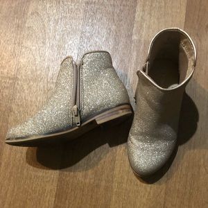 Girls gold boots